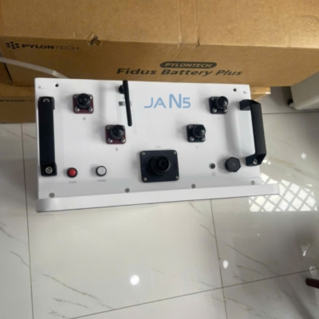 Pin Lưu Trữ Áp Thấp Pylontech 16kWh - Siêu Thị Solar