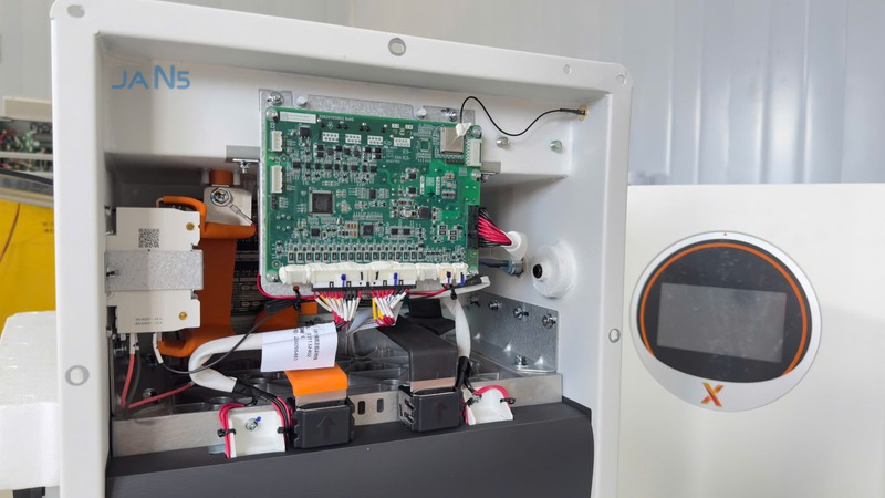Pin Lưu Trữ SolaX LD16 Phù Hợp Với Hệ Điện Mặt Trời Nào?