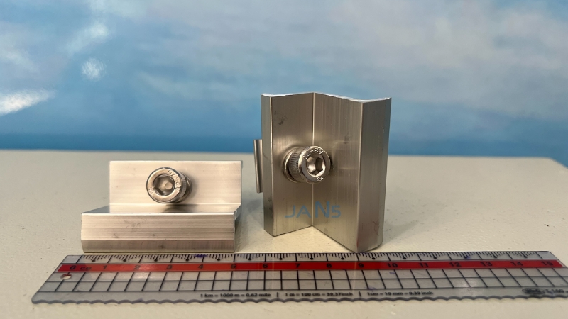 Kẹp biên tấm pin năng lượng mặt trời