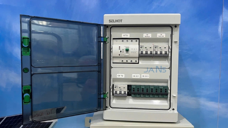 tủ điện Hybrid 10kW - 15kW 3 Phase Nhựa