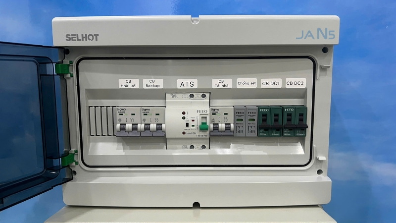 Tủ điện Hybrid 5kW - 6kW 1 Phase Nhựa